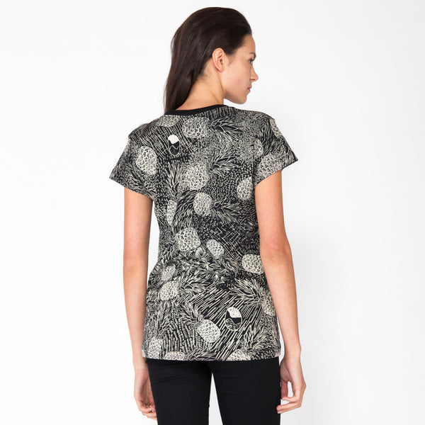 Pineapple Fantasy Essential Tee - Black