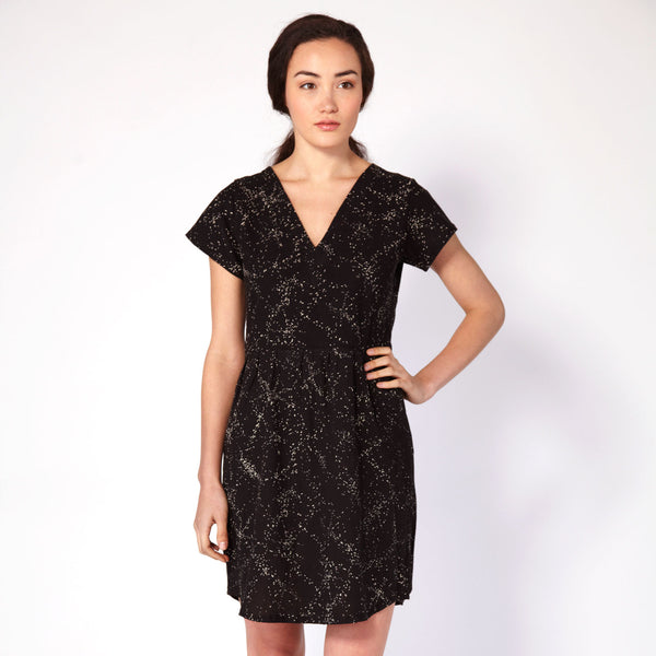 Shattered Pleated V Neck Dress - Black